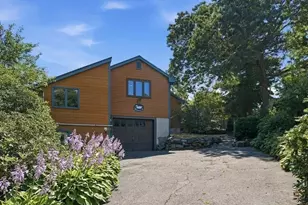 19 Curve St, Wakefield, MA 01880 - Photo 4
