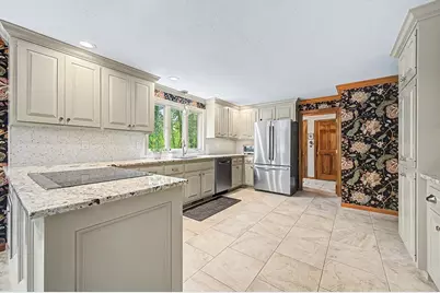 8 Erika Dr, Hopkinton, MA 01748 - Photo 8