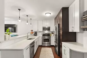 17 Daniels St, Salem, MA 01970 - Photo 12