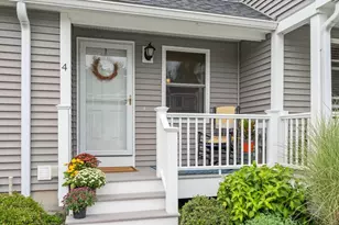4 Sycamore Dr, Leominster, MA 01453 - Photo 2