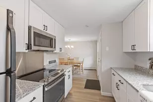 4 Sycamore Dr, Leominster, MA 01453 - Photo 4