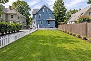 217 Pleasant St, Winthrop, MA 02152 - Photo 18