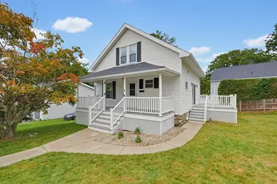 30 Barrett Ave, Worcester, MA 01605 - Photo 1