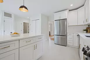 30 Barrett Ave, Worcester, MA 01605 - Photo 12