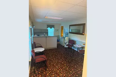 24 Asylum St, Milford, MA 01757 - Photo 2