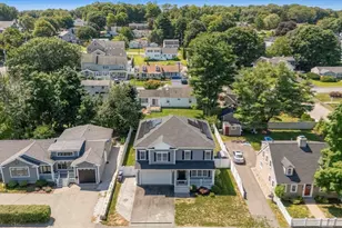 698 Trapelo Rd, Waltham, MA 02452 - Photo 30