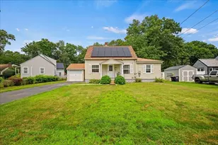 6 Oakwood Ave, Auburn, MA 01501 - Photo 2
