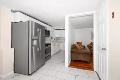 6 Oakwood Ave, Auburn, MA 01501 - Photo 8