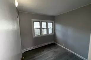 36 Boynton St, Manchester, NH 03102 - Photo 12