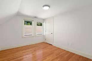 30 Willow St, Newton, MA 02459 - Photo 14