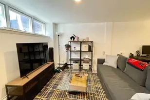 22 Anderson St, Boston, MA 02114 - Photo 2