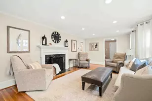 34 Edward Ave, Lynnfield, MA 01940 - Photo 12