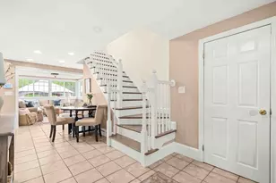 34 Edward Ave, Lynnfield, MA 01940 - Photo 10