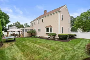 34 Edward Ave, Lynnfield, MA 01940 - Photo 8