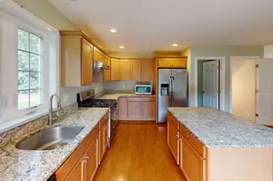 347 Main St, Townsend, MA 01469 - Photo 4