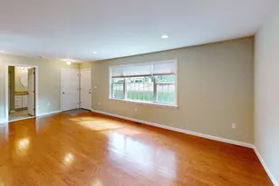 347 Main St, Townsend, MA 01469 - Photo 6