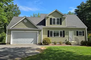 347 Main St, Townsend, MA 01469 - Photo 1