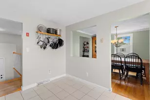 183 E Broadway, Haverhill, MA 01830 - Photo 18