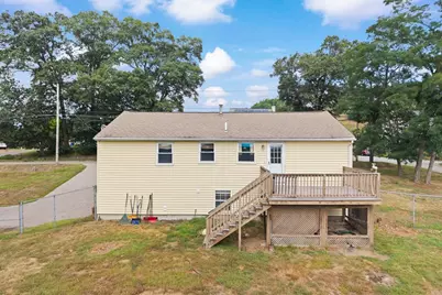 183 E Broadway, Haverhill, MA 01830 - Photo 4