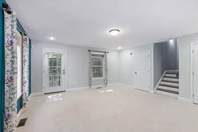 52 Compass Pt #52, North Andover, MA 01845 - Photo 8