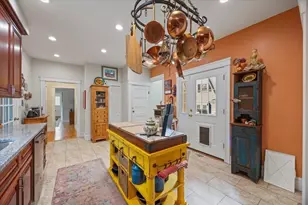 12 Minot Ave, Haverhill, MA 01830 - Photo 10