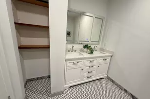 1001 Shirley St, Winthrop, MA 02152 - Photo 16