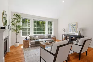 15 Braeburn Ln, Ashland, MA 01721 - Photo 2