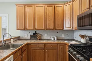15 Braeburn Ln, Ashland, MA 01721 - Photo 8