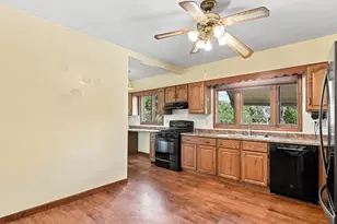 33 Kenwood Terrace, Springfield, MA 01108 - Photo 16