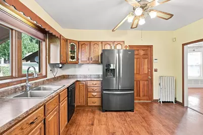 33 Kenwood Ter, Springfield, MA 01108 - Photo 20