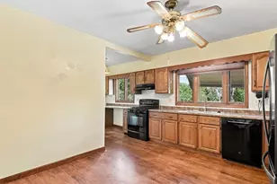 33 Kenwood Terrace, Springfield, MA 01108 - Photo 16
