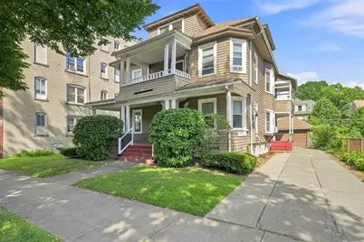 33 Kenwood Ter, Springfield, MA 01108 - Photo 1
