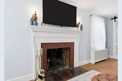 250 Gillette Ave, Springfield, MA 01118 - Photo 16