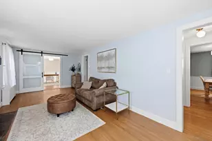 250 Gillette Ave, Springfield, MA 01118 - Photo 14