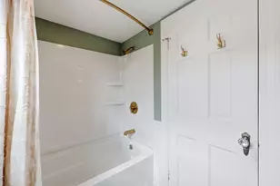 250 Gillette Ave, Springfield, MA 01118 - Photo 28