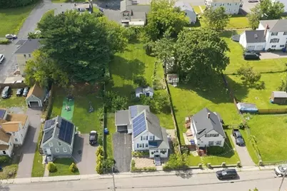 9 Oliver Street, Milford, MA 01757 - Photo 2