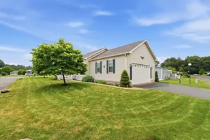 11 Carol Cir, Westfield, MA 01085 - Photo 26