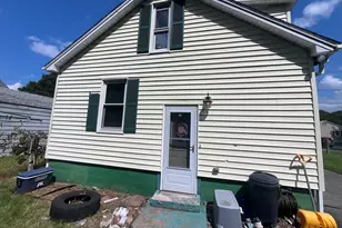 104 Balis St, Springfield, MA 01109 - Photo 6