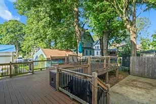 275 Broadway St, Chicopee, MA 01020 - Photo 8