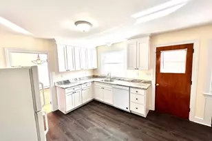 393 Main St, Winthrop, MA 02152 - Photo 8