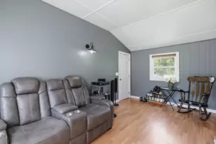 229 Whalom Rd, Lunenburg, MA 01462 - Photo 4