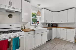 6 Carter Pl, Woburn, MA 01801 - Photo 12