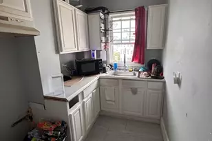158 Thompson St, New Bedford, MA 02740 - Photo 14