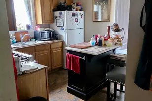 158 Thompson St, New Bedford, MA 02740 - Photo 2