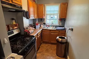 158 Thompson St, New Bedford, MA 02740 - Photo 8