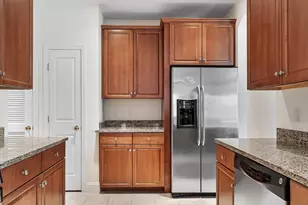 50 Seven Springs Ln, Burlington, MA 01803 - Photo 10