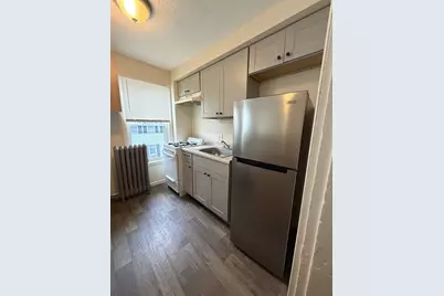 8-12 Exchange Ct, Waltham, MA 02451 - Photo 4