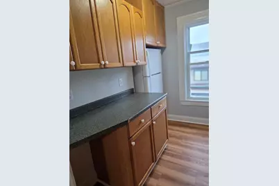 194 Albion St #3, Fall River, MA 02723 - Photo 2