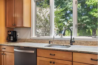 804 Main Street, Lynnfield, MA 01940 - Photo 8