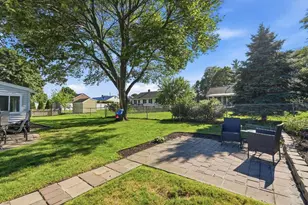 16 Robert Ave, Woburn, MA 01801 - Photo 32